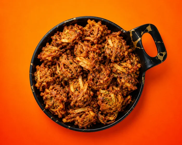 Aloo Pyaj Pakoda catering option